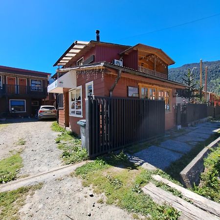 Hostal Robinson Puerto Puyuhuapi Kültér fotó