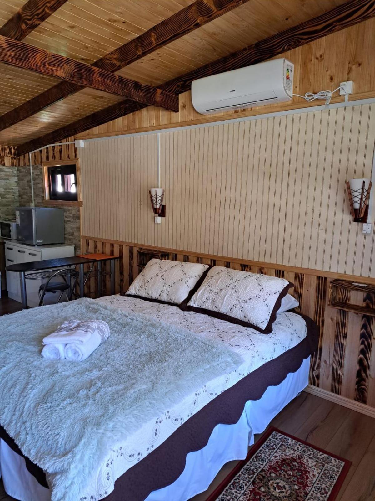 Hostal Robinson Puerto Puyuhuapi Kültér fotó