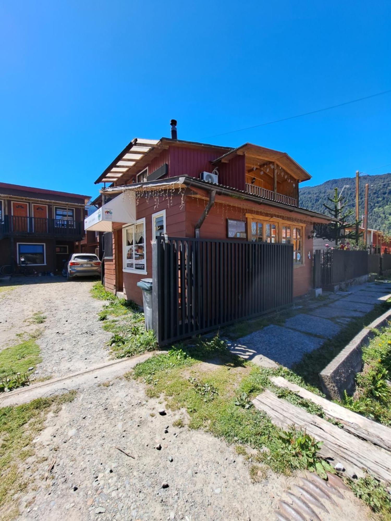 Hostal Robinson Puerto Puyuhuapi Kültér fotó