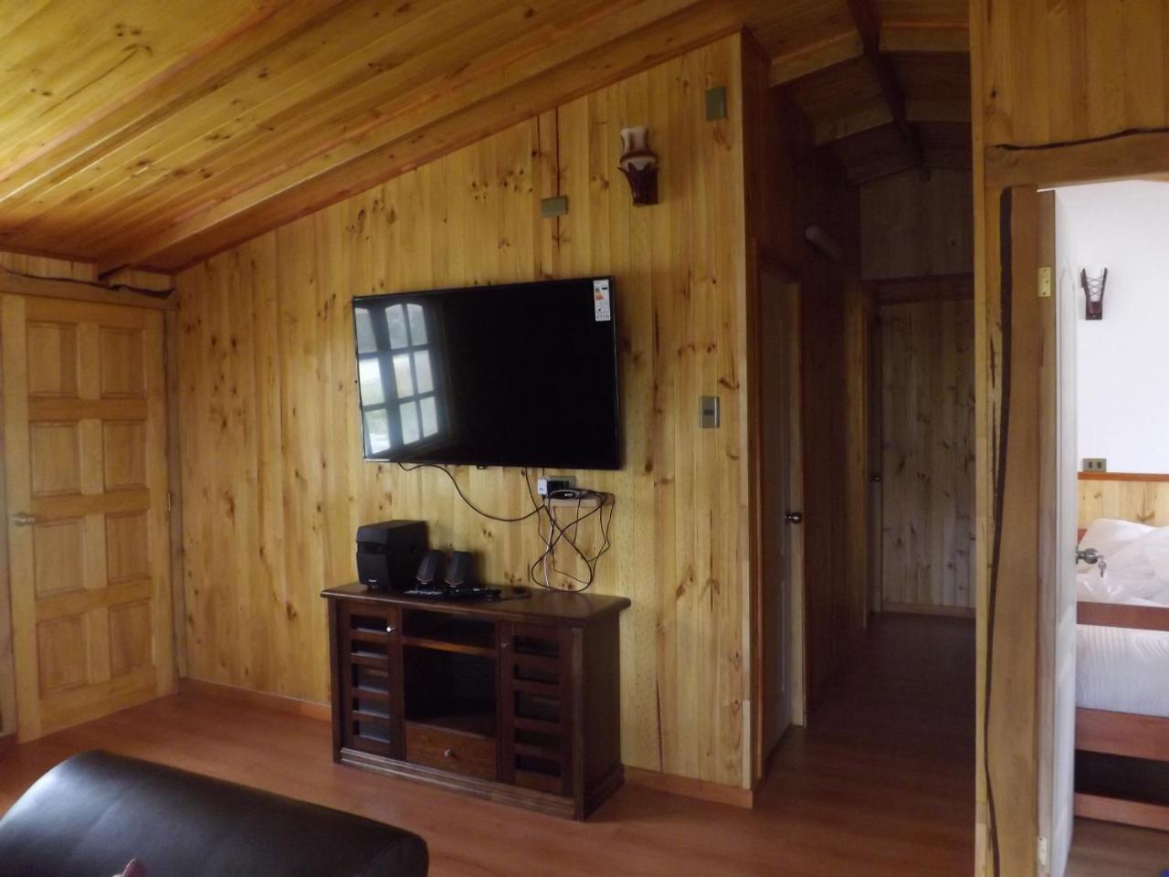 Hostal Robinson Puerto Puyuhuapi Kültér fotó